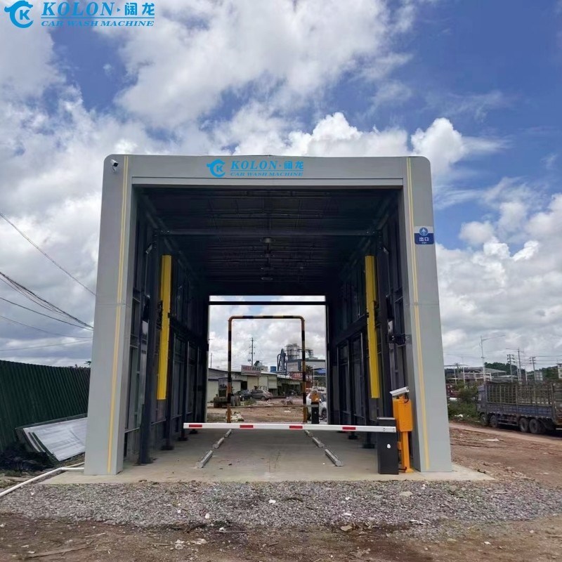 Κολόν 67kW λεωφορείο πλυντήριο με το κουμπί ασφαλείας Stop και Μαξ ταχύτητα πλύσης 7 λεωφορεία / ώρα